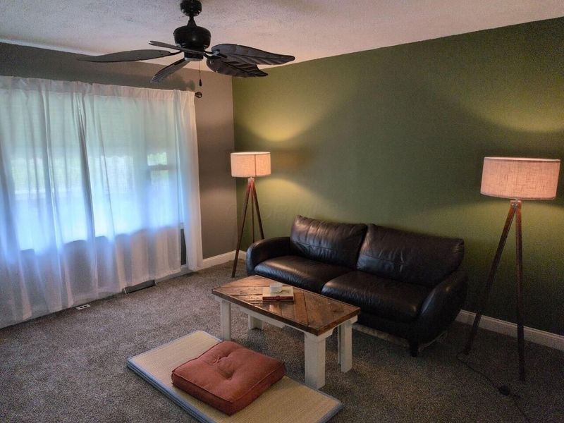 370 Buckingham Street, Newark, OH 43055 Photo 9