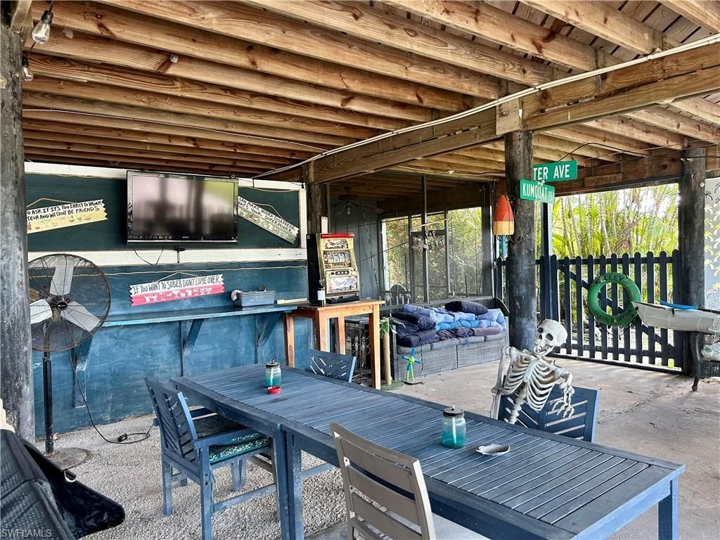309 Storter Ave S, Everglades City, FL 34139 Photo