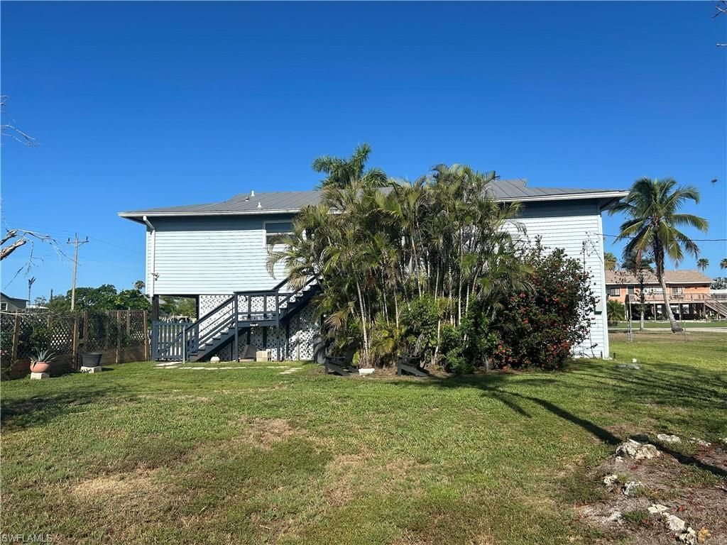 309 Storter Ave S, Everglades City, FL 34139 Photo