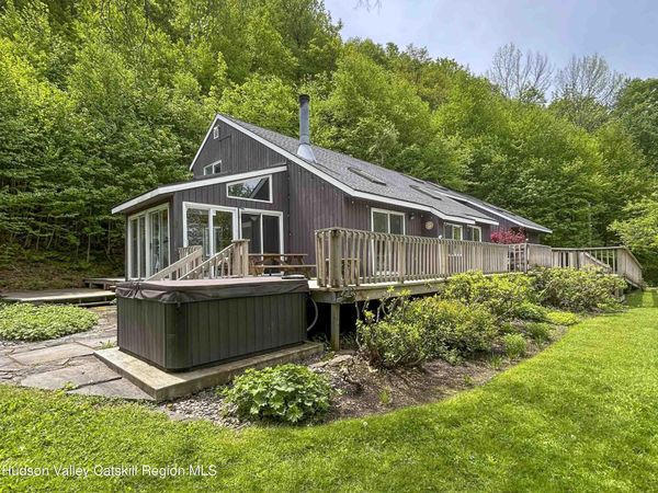 620 Mohican Trail , Pine Hill, NY 12441