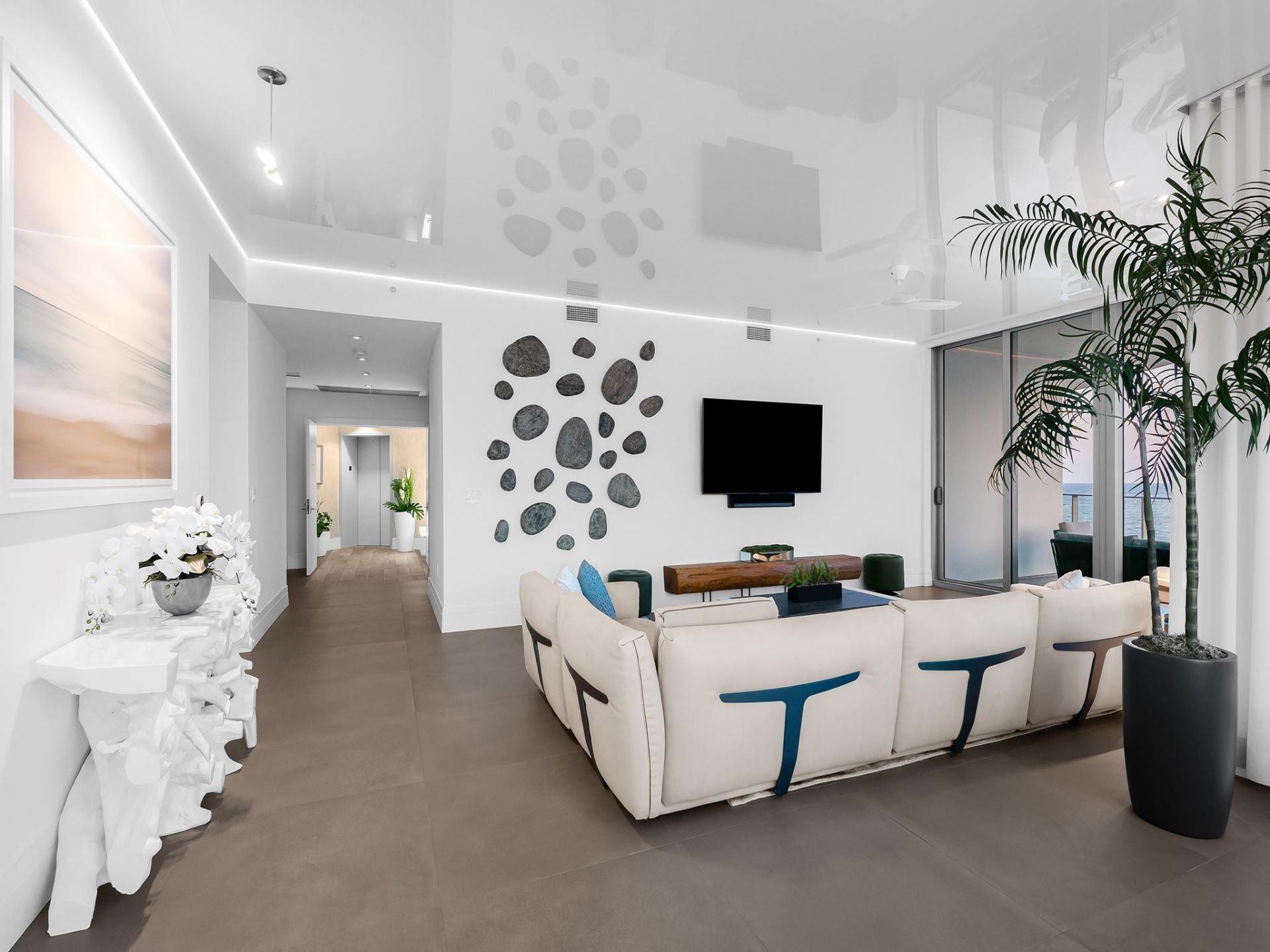 701 N Fort Lauderdale Beach Boulevard, Unit 605, Fort Lauderdale, FL 33304 Photo