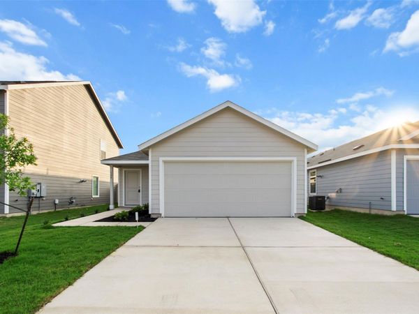124 Ghost Stories WAY , Hutto, TX 78634