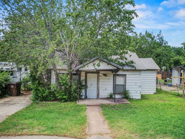 308 E Austin Ave , Round Rock, TX 78664