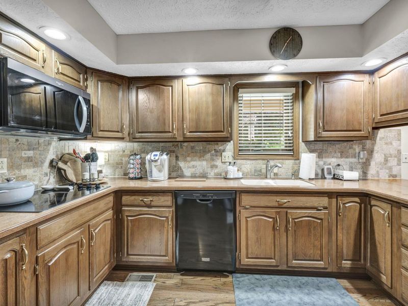 521 Garden Place, Marion, OH 43302 Photo 22