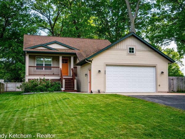 404 3rd Avenue, Holland, MI 49424
