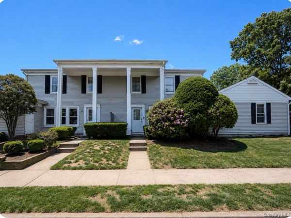 4 Valley Forge Court , Unit A, Ridge, NY 11961
