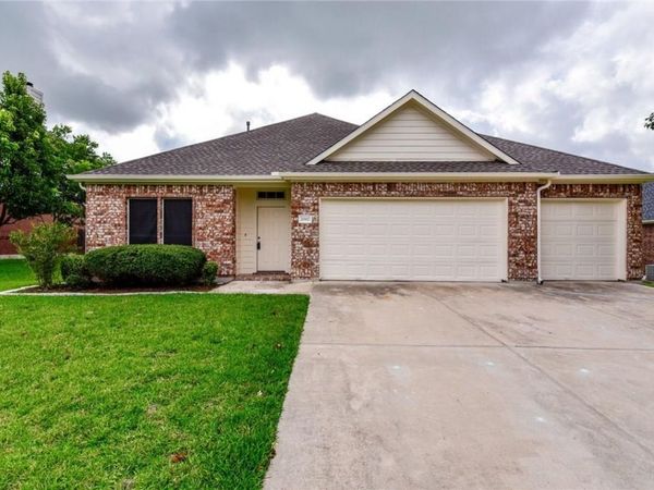20817 Silverbell LN , Pflugerville, TX 78660