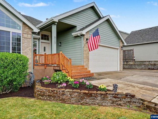 813 SW 8th St, Sublimity, OR 97385