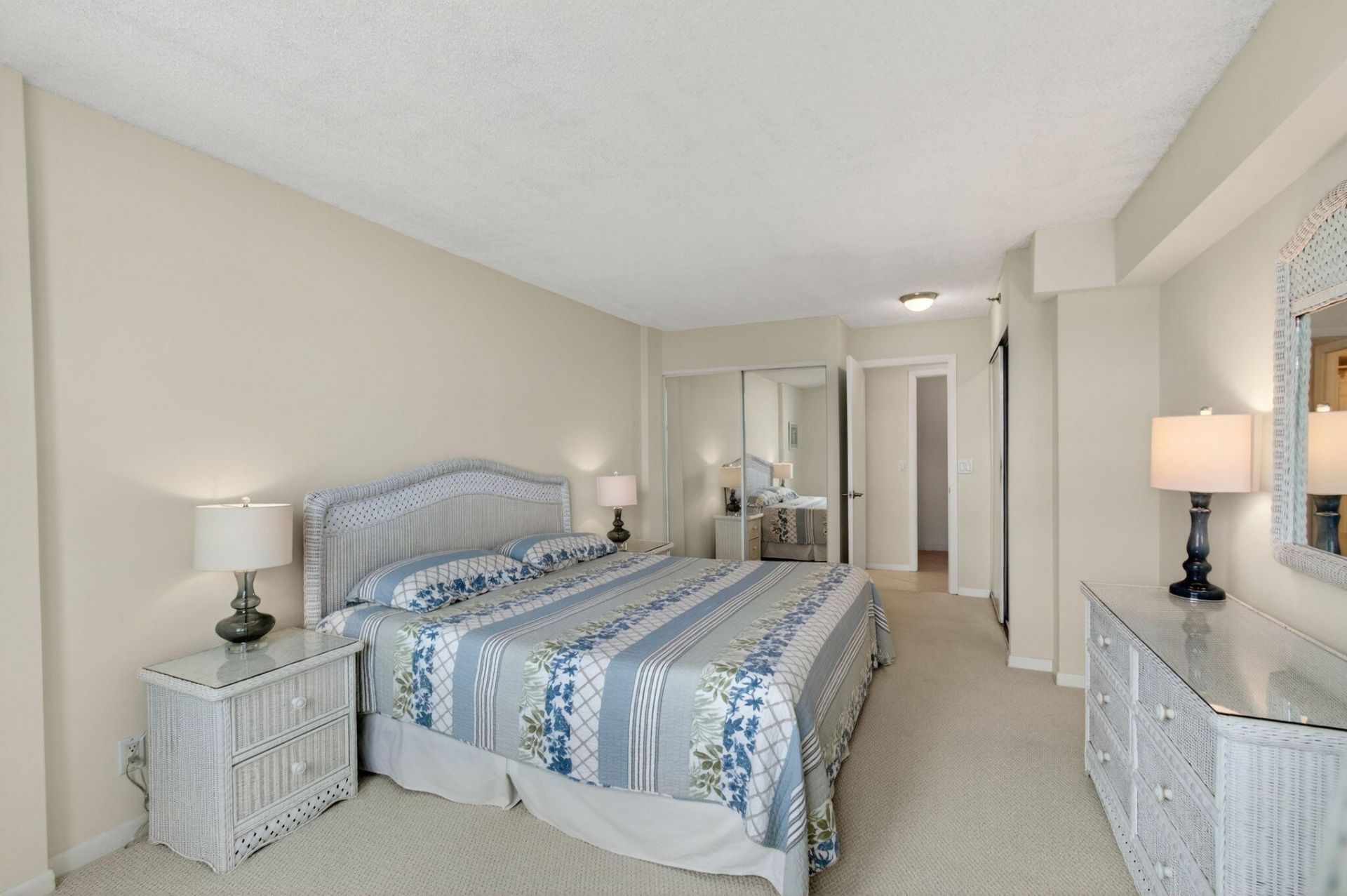 4505 S Ocean Boulevard, Unit 905, Highland Beach, FL 33487 Photo