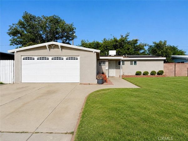 44020 3rd E, Lancaster, CA 93535
