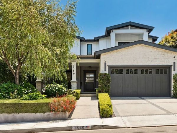 1540 1st Street, Manhattan Beach, CA 90266
