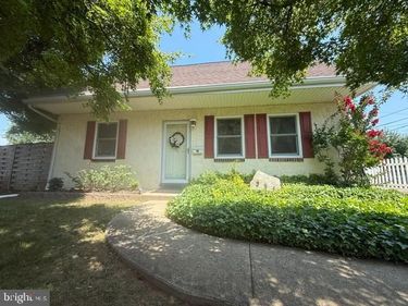 331 E WOODLYN CIRCLE, WOODLYN, PA 19094