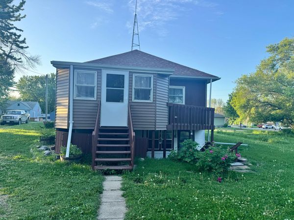 301 W 3rd Street, Sherburn, MN 56171