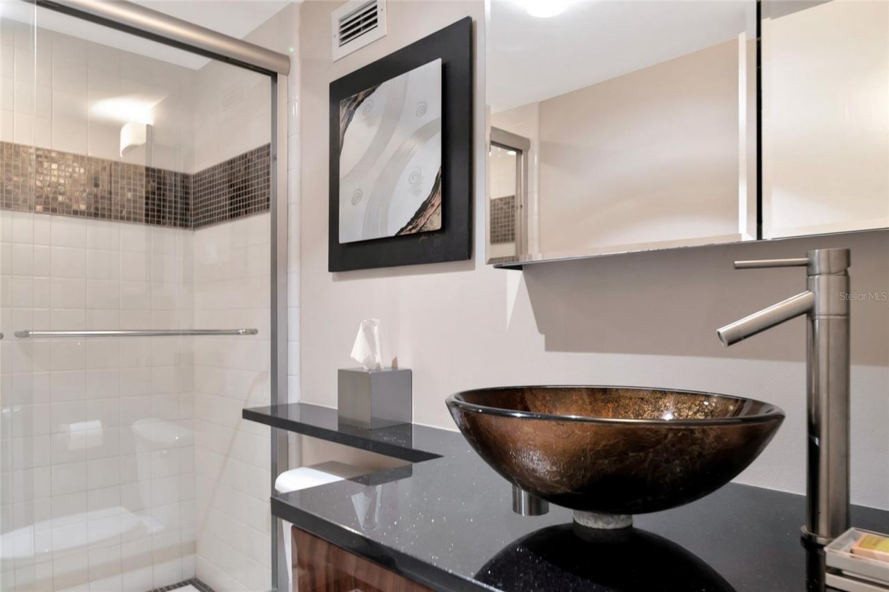 1111 N Gulfstream Ave #1a Avenue , Unit 1A, Sarasota, FL 34236 Photo