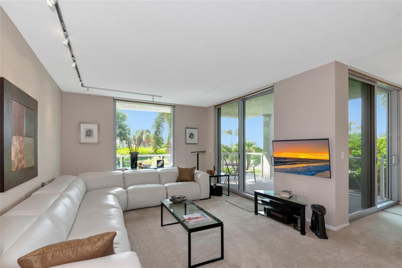 1111 N Gulfstream Ave #1a Avenue , Unit 1A, Sarasota, FL 34236 Photo