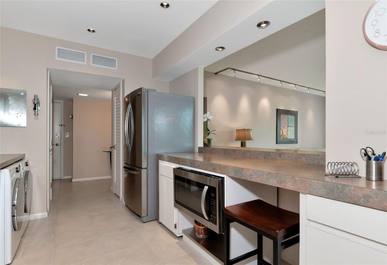 1111 N Gulfstream Ave #1a Avenue , Unit 1A, Sarasota, FL 34236 Photo
