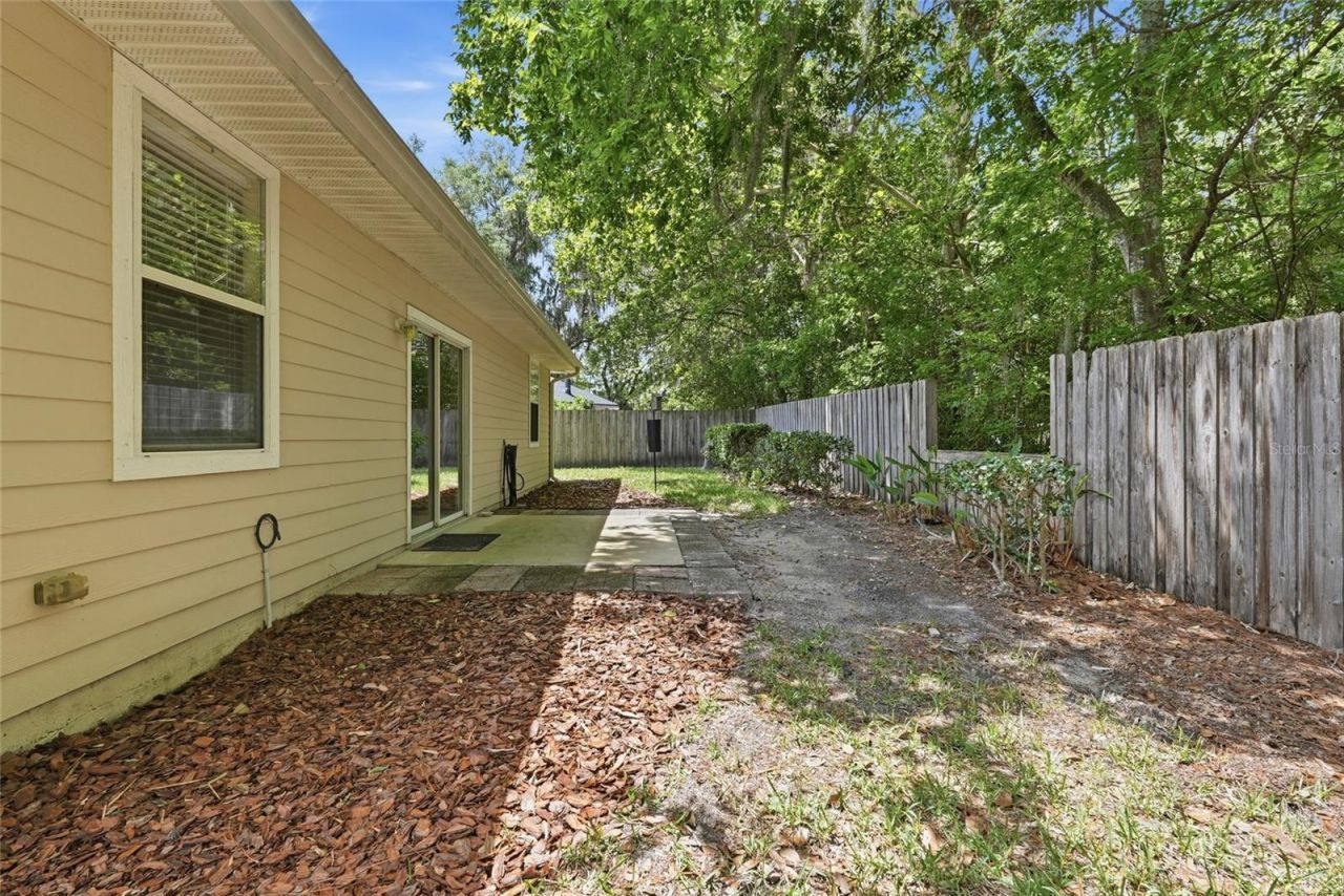 14061 NW 9th Road , Newberry, FL 32669 Photo