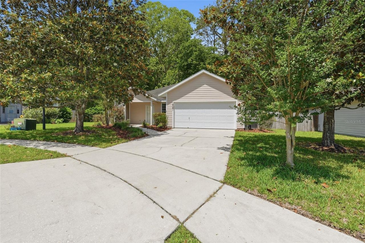 14061 NW 9th Road , Newberry, FL 32669 Photo