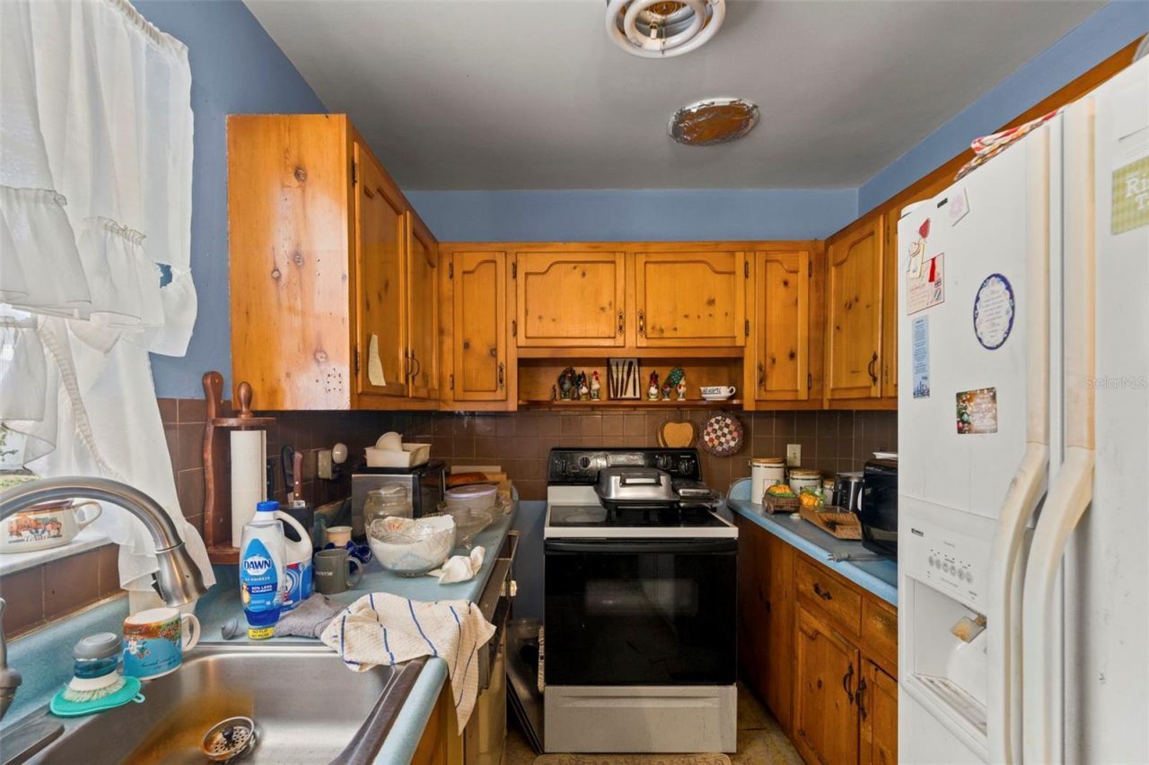4112 W Oklahoma Avenue, Tampa, FL 33616 Photo