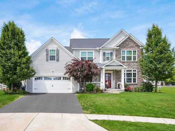 1870 Southchase Court, Grove City, OH 43123