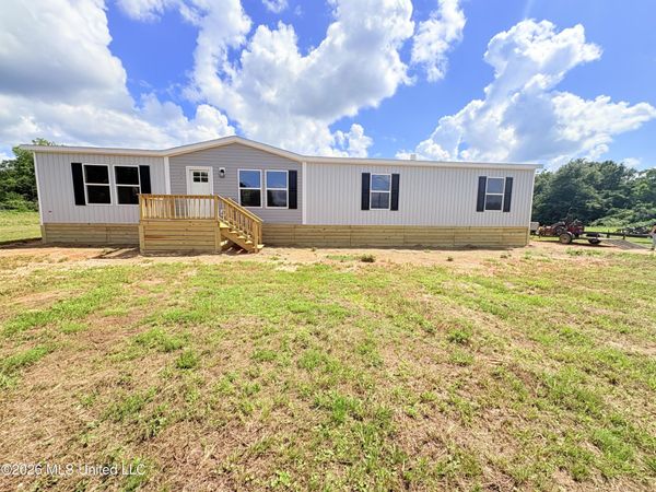 298 Sunflower Road, Perkinston, MS 39573