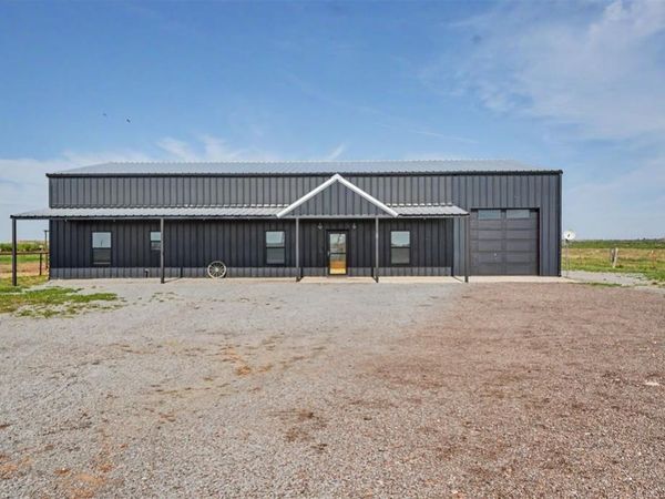16349 S County Road 197 , Olustee, OK 73560