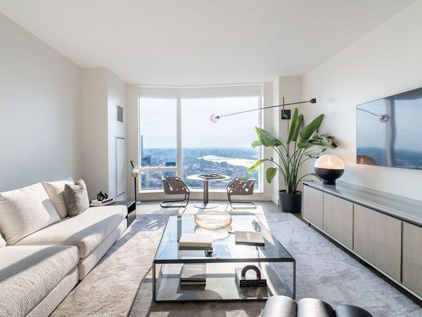 240 Devonshire Street, Unit 4004, Boston, MA 02110