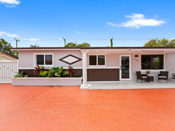 1450 W 37th Street, Hialeah, FL 33012