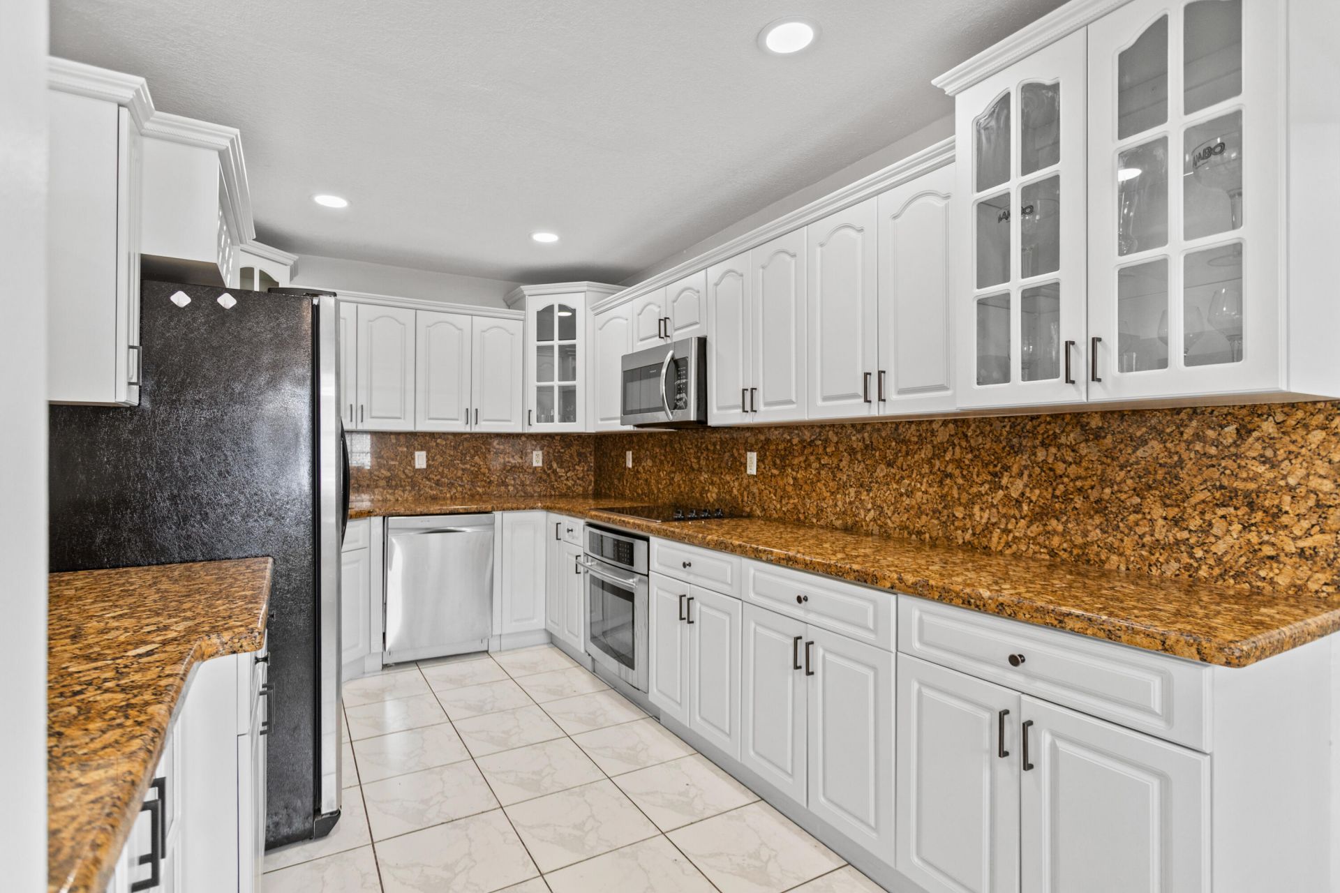 1450 W 37th Street, Hialeah, FL 33012 Photo