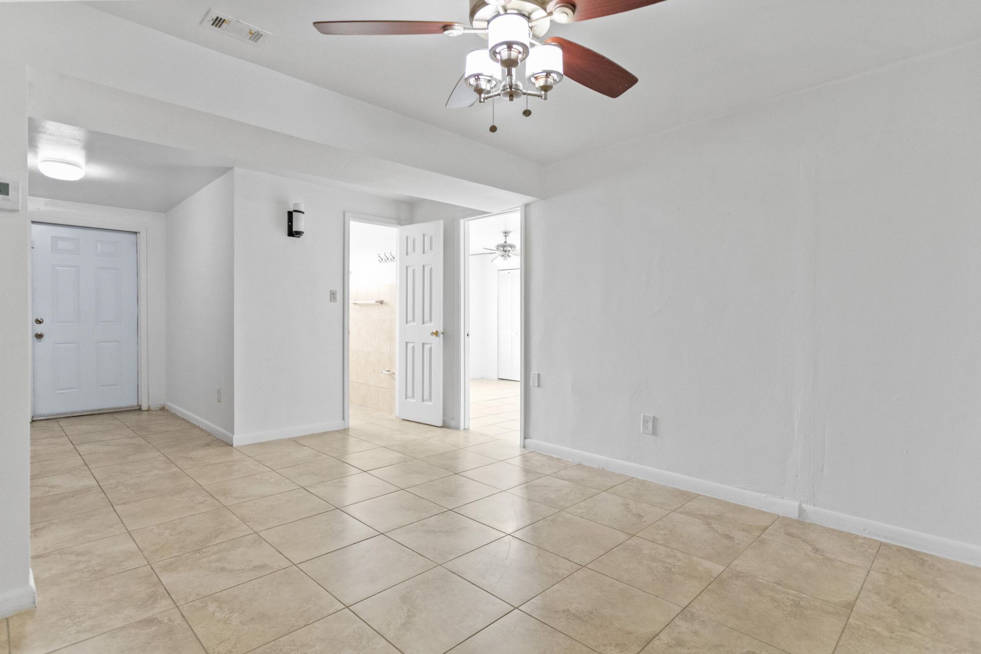 1450 W 37th Street, Hialeah, FL 33012 Photo