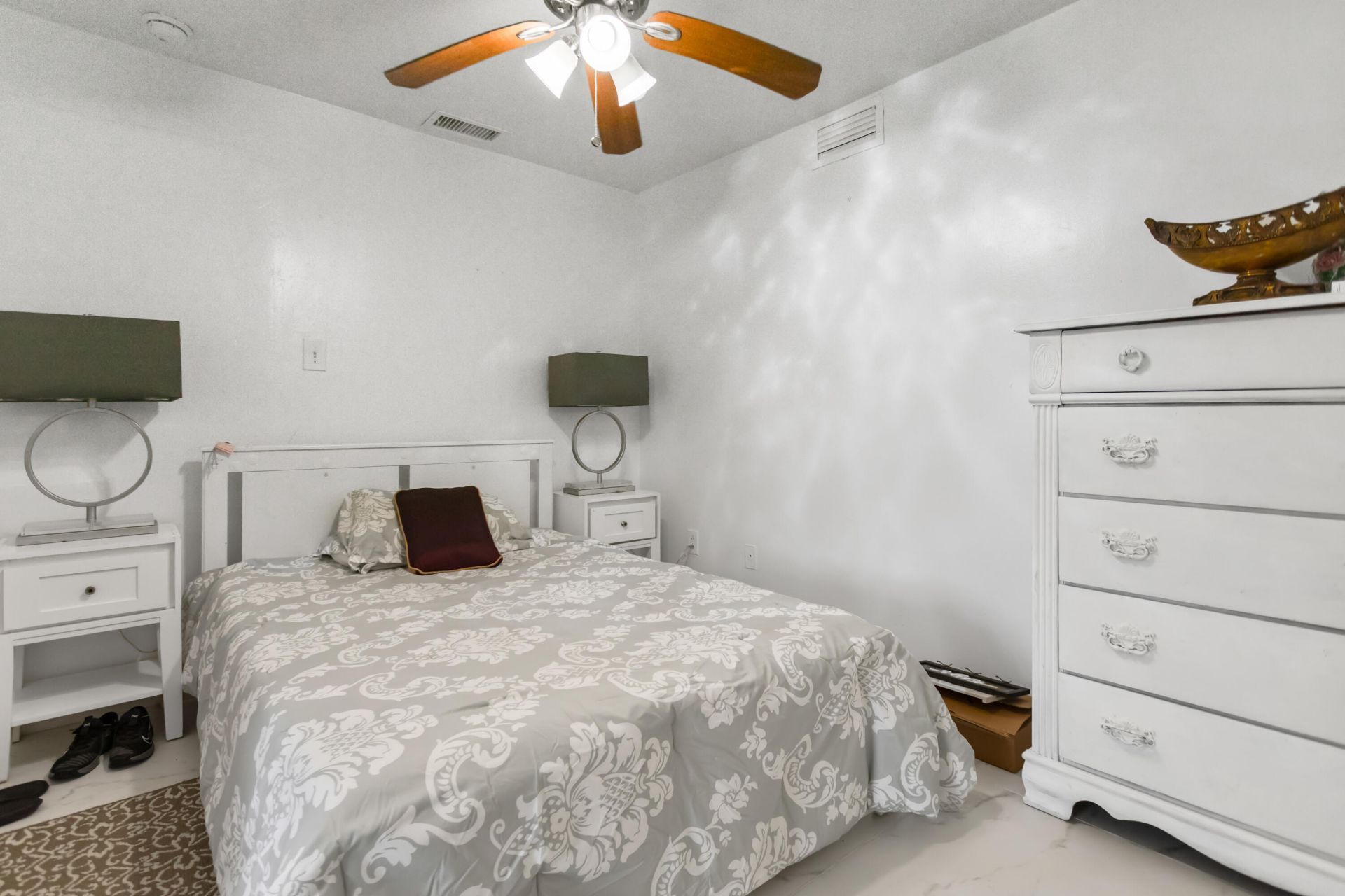 1450 W 37th Street, Hialeah, FL 33012 Photo