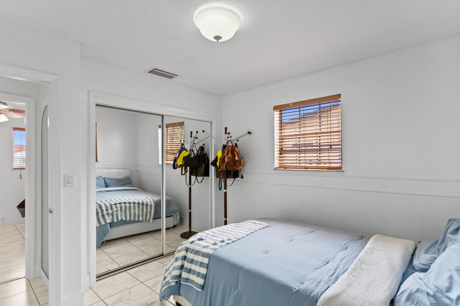 1450 W 37th Street, Hialeah, FL 33012 Photo