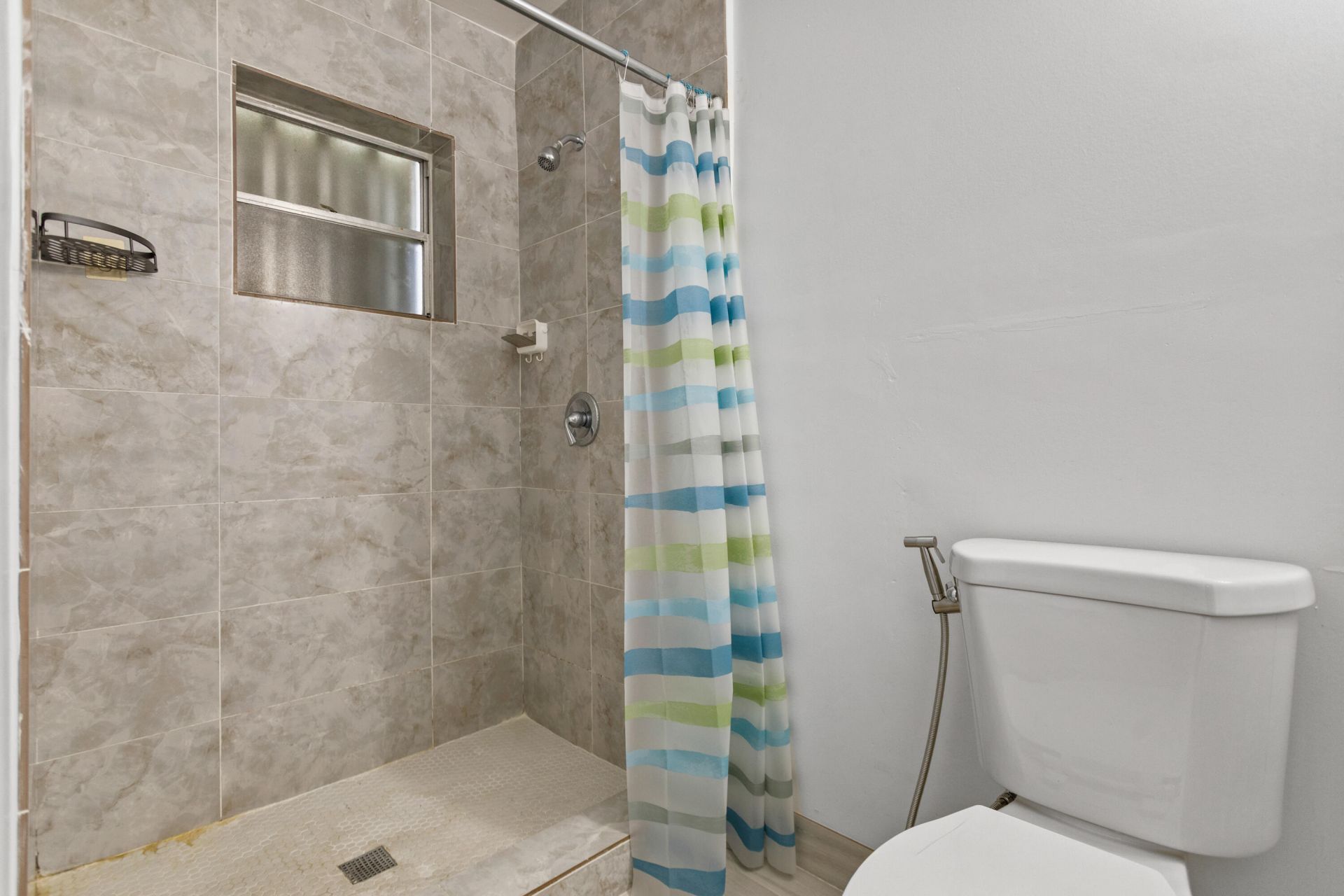 1450 W 37th Street, Hialeah, FL 33012 Photo