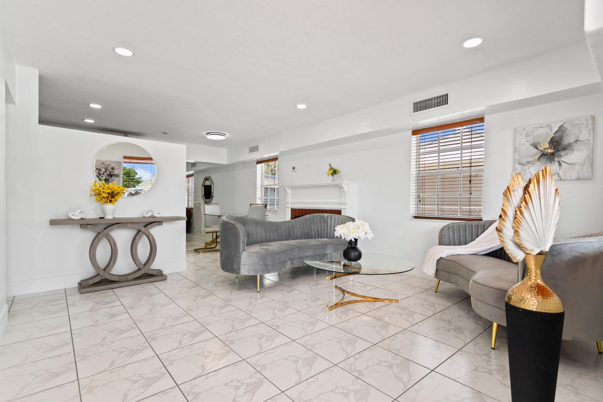 1450 W 37th Street, Hialeah, FL 33012 Photo