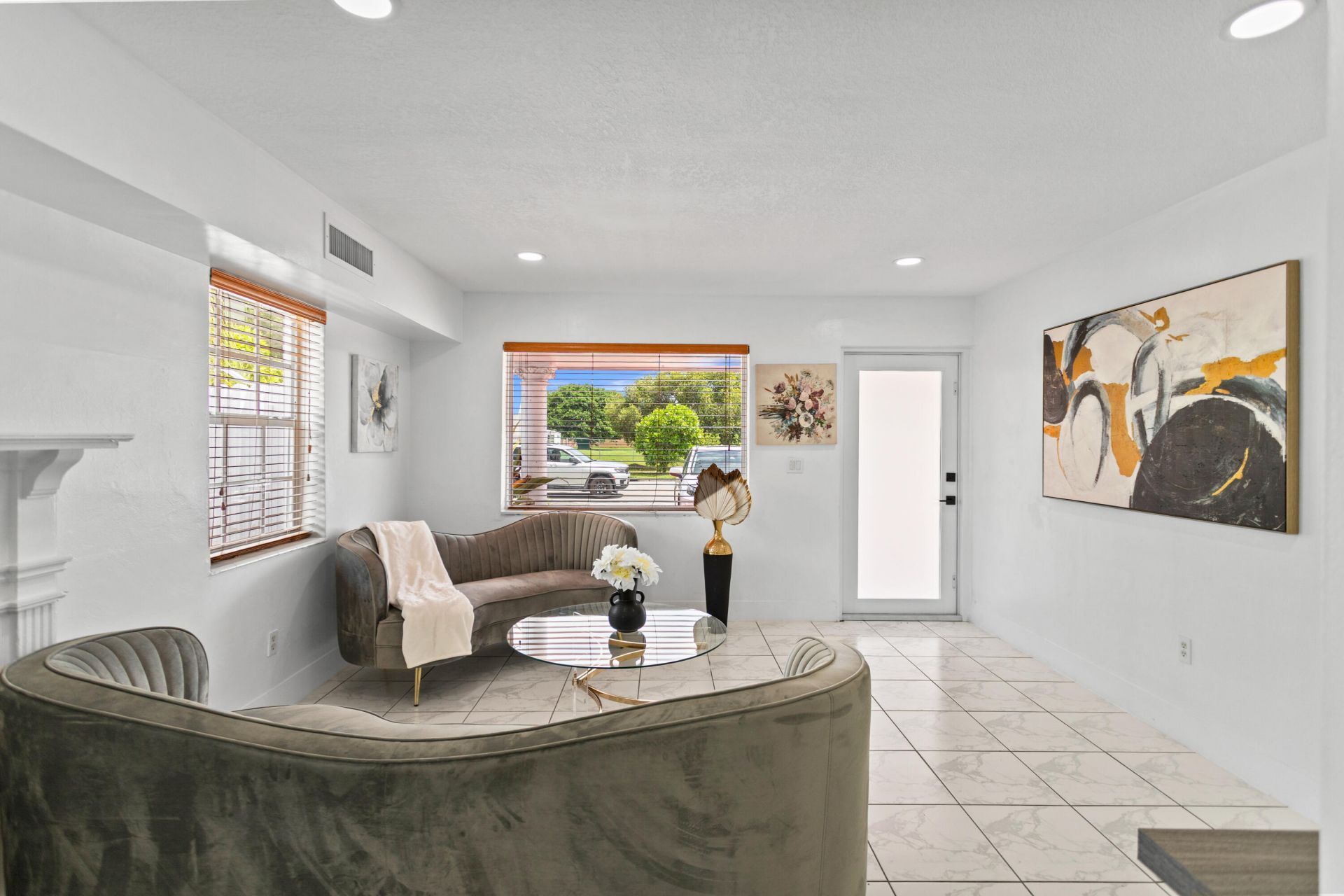 1450 W 37th Street, Hialeah, FL 33012 Photo