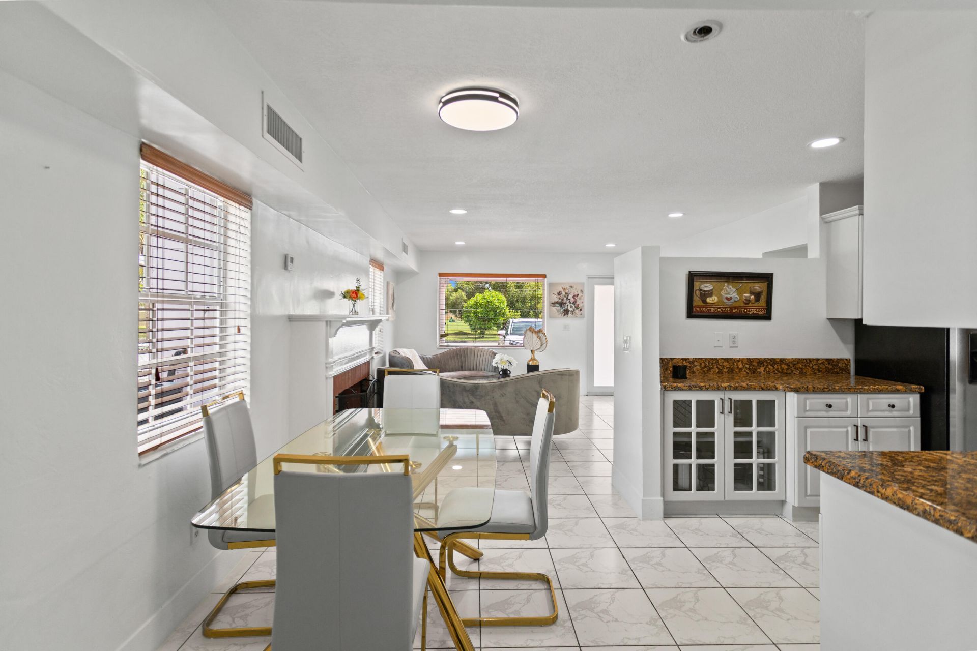1450 W 37th Street, Hialeah, FL 33012 Photo