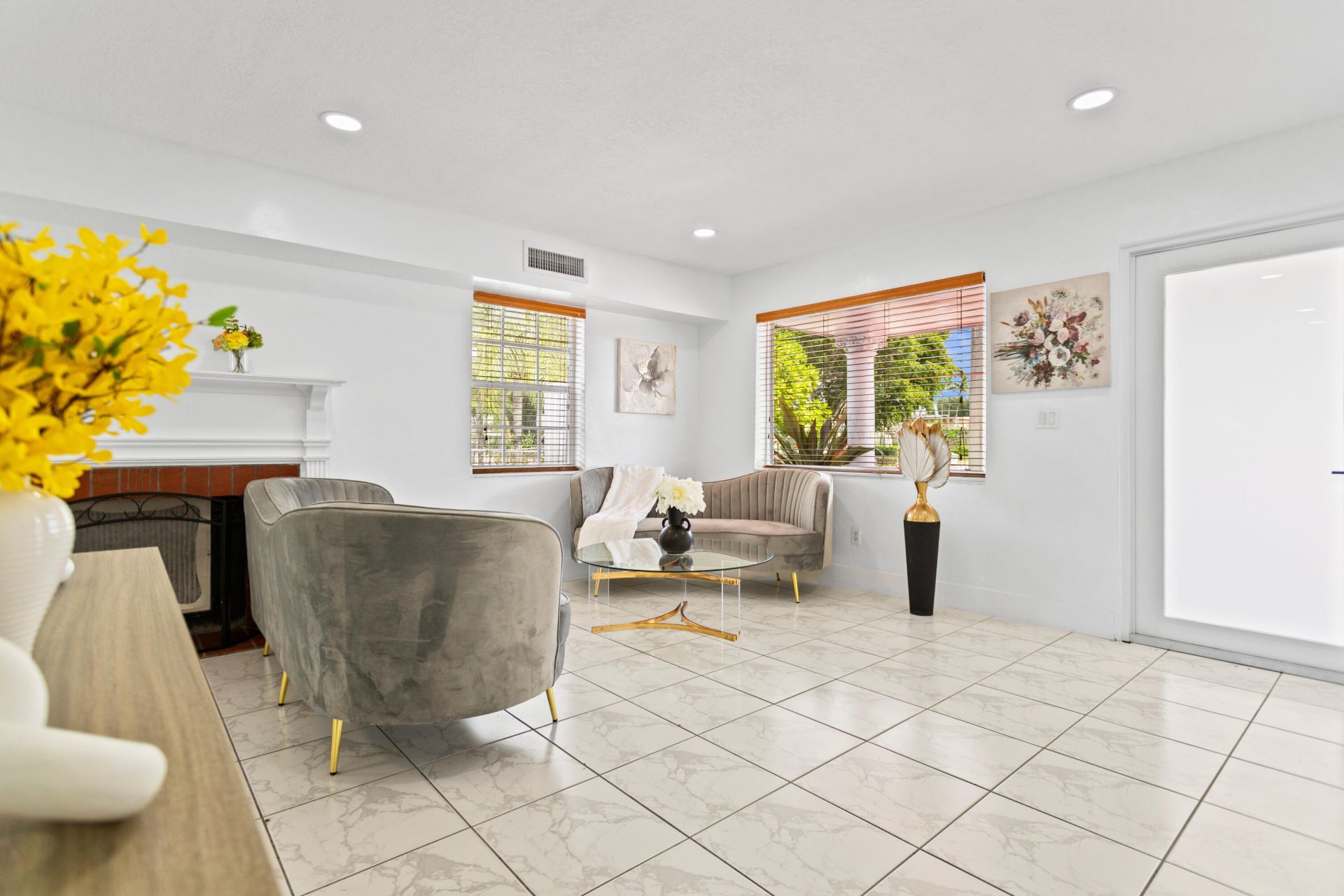 1450 W 37th Street, Hialeah, FL 33012 Photo