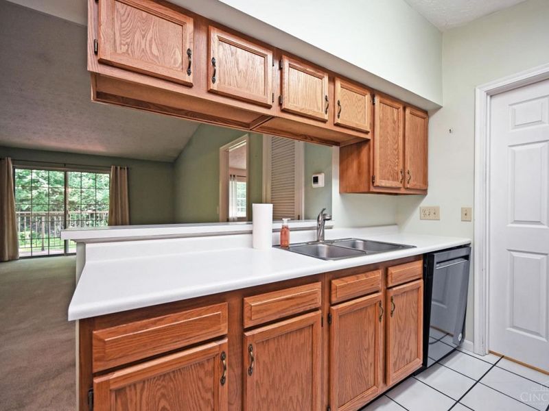 5757 Cheviot Road, Unit 3C, Green Township, OH 45247 Photo 9