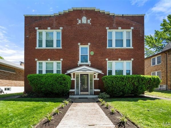 1030 Commodore Drive , Richmond Heights, MO 63117