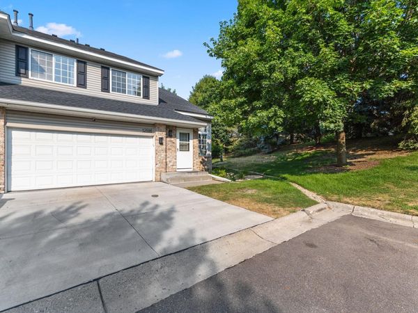 12598 74th Avenue N, Maple Grove, MN 55369
