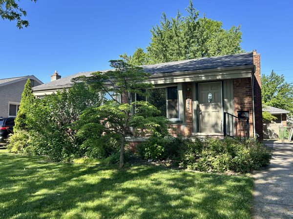 15464 Cameron Street, Southgate, MI 48195
