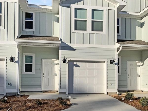 1524 Farragut Way, Pensacola, FL 32534