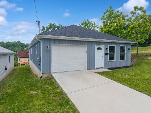 529 Weston Way, Pittsburgh, PA 15220