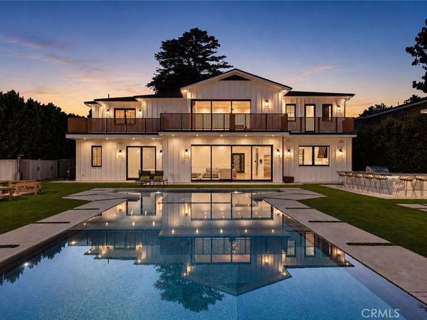 17319 Magnolia Boulevard, Encino, CA 91316