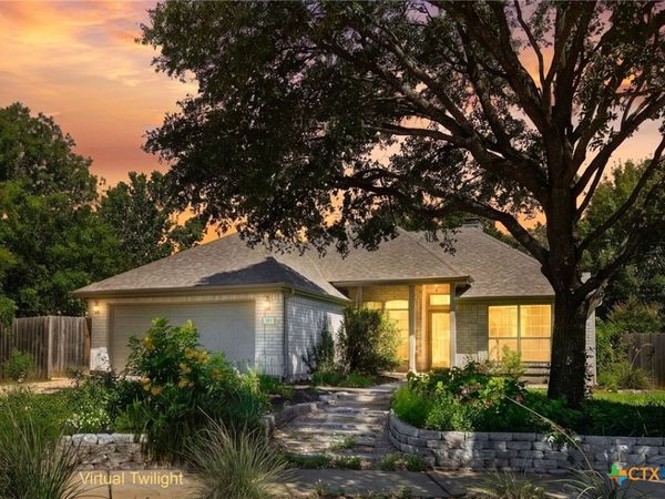 213 Rio Vista Drive , Georgetown, TX 78626