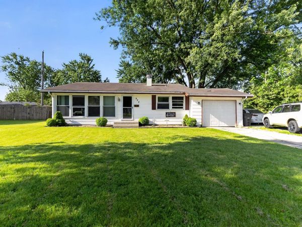 922 Dartmouth Court, Fort Wayne, IN 46825