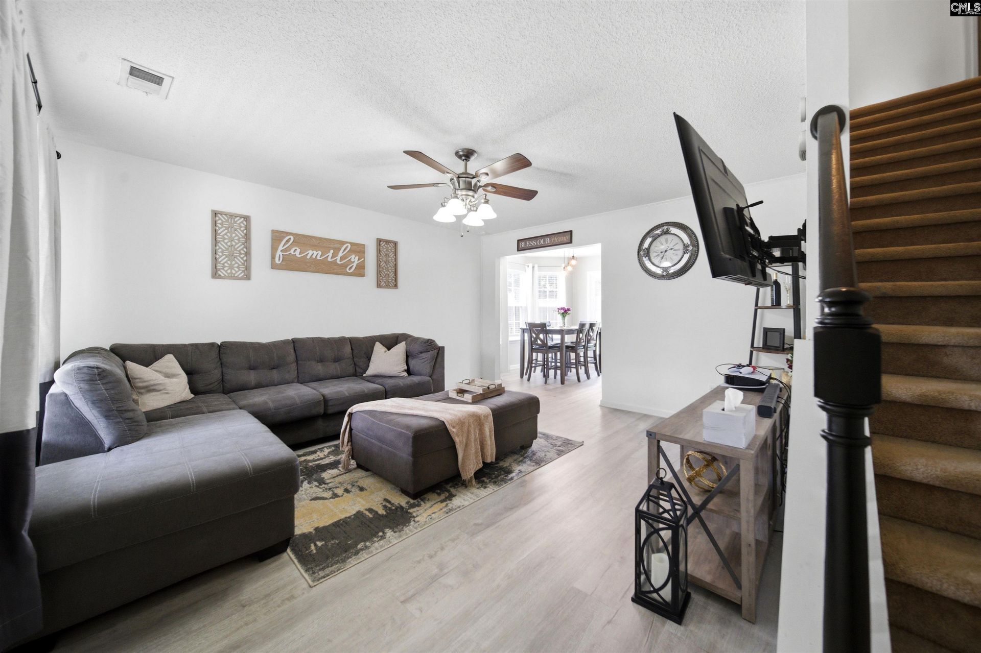 83 Driftwood Avenue  Photo 5
