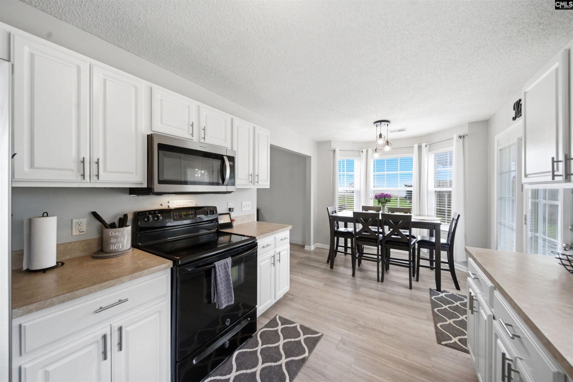 83 Driftwood Avenue  Photo 9