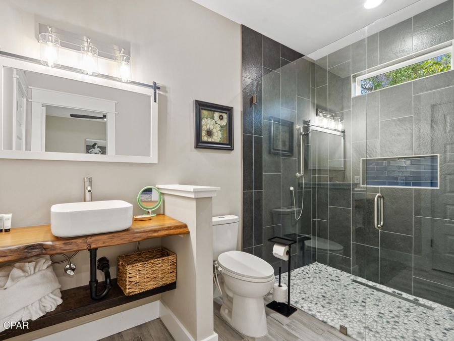 Property Image 83