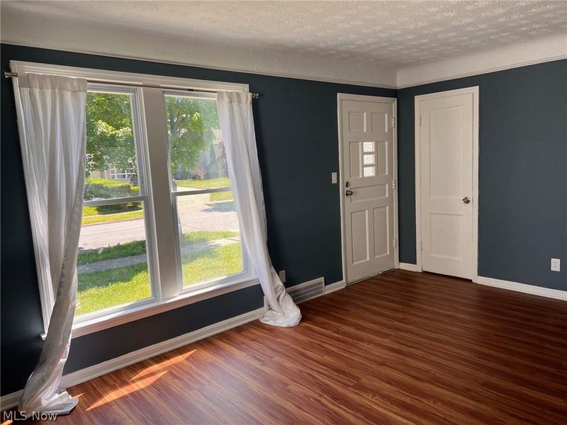 4606 Lincoln Avenue, Parma, OH 44134 Photo 3